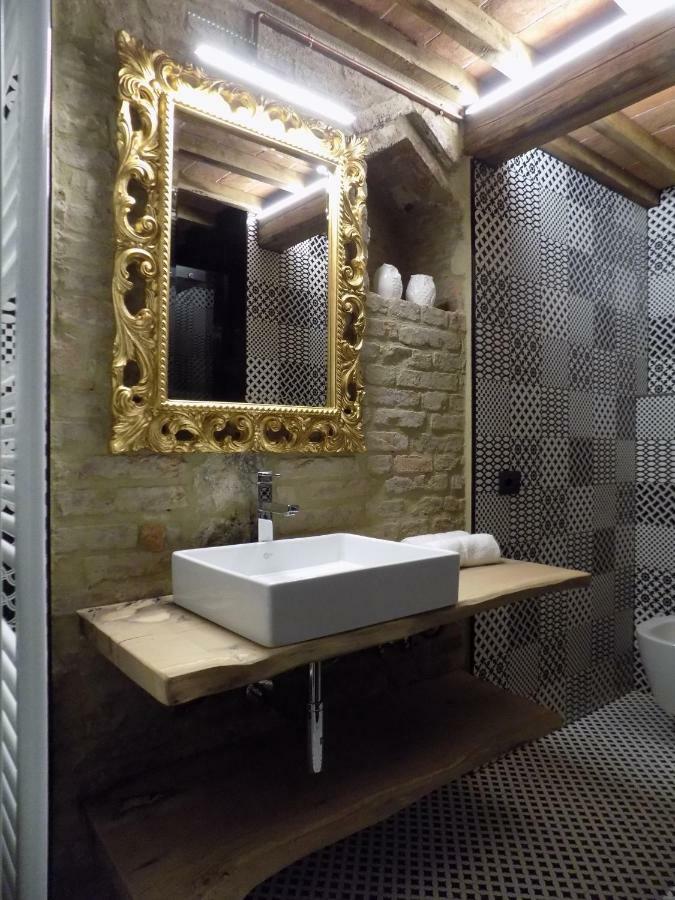 Luxury Suite Apartment Angiolieri Siena Exterior foto
